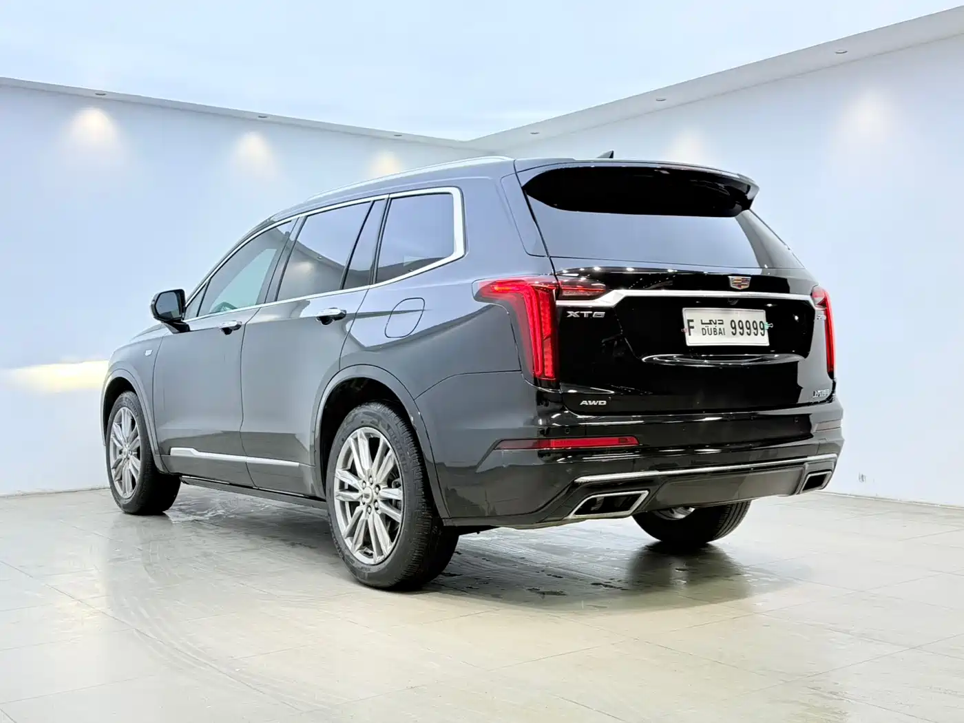 CADILLAC XT6