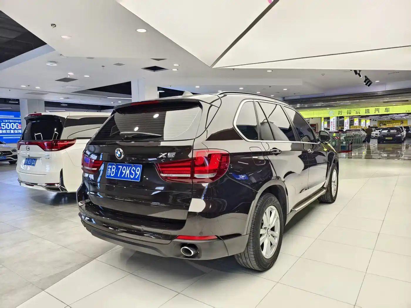 BMW X5 (Import) 2014 xDrive35i Leading фото 18
