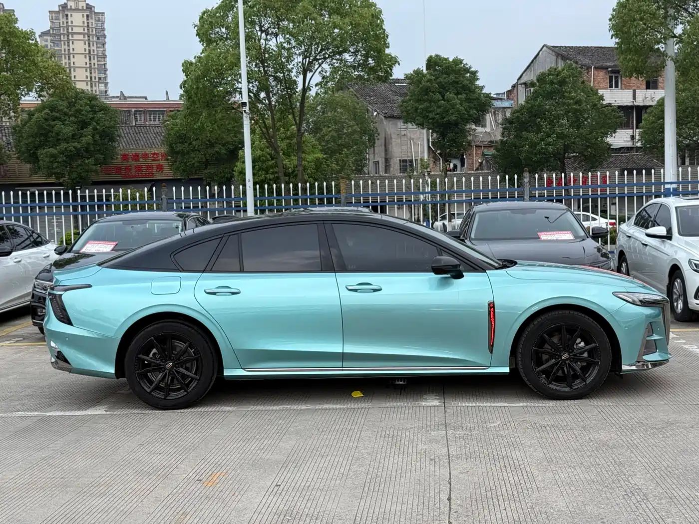 Hongqi H6 2023 2.0T Premium Edition фото 7