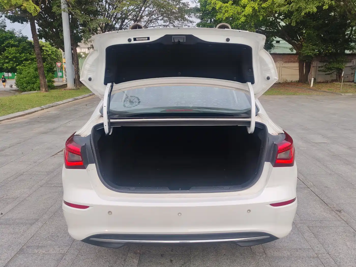 Changan Eado 2019 2018 High Energy Edition 1.6L GDI Manual Pioneer China V