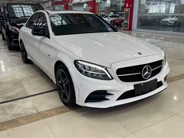 Mercedes-Benz C-Class 2021 C 260 Starry Exclusive Edition — фото 3