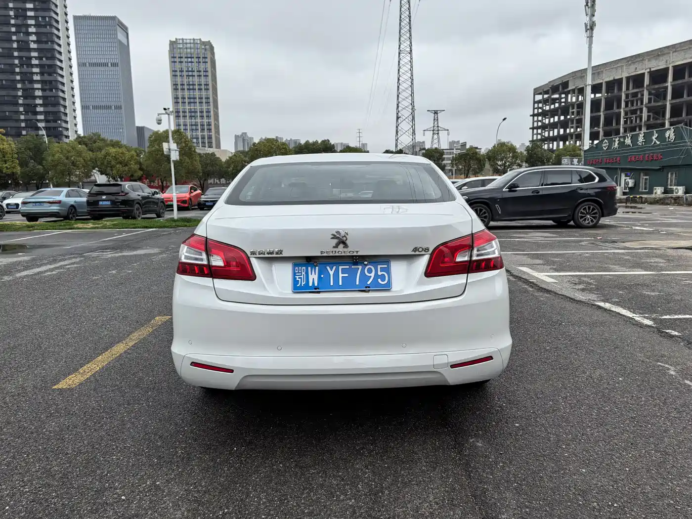 Peugeot 408 2016 1.6T Automatic Luxury Edition фото 5