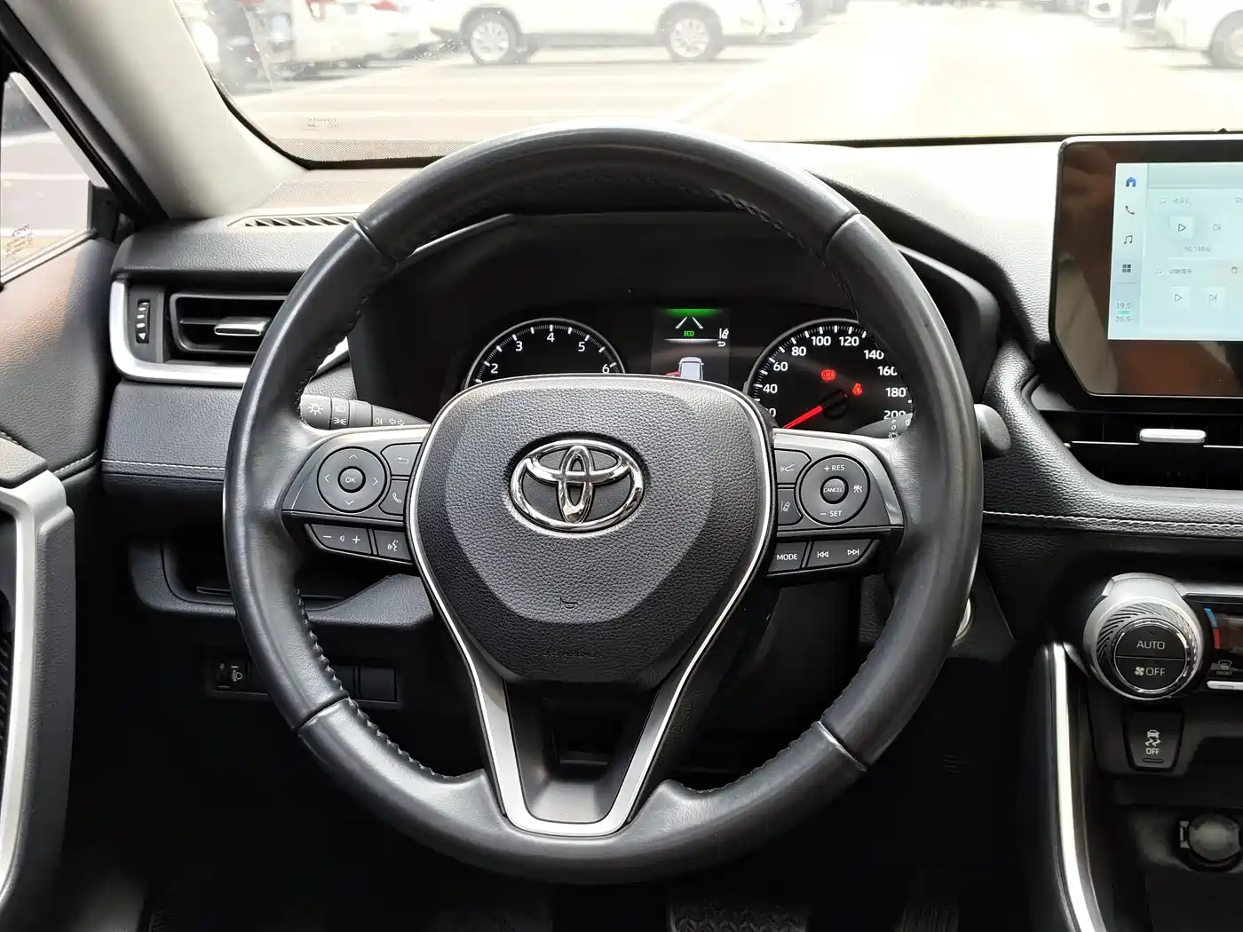 Toyota Wildlander 2023 2.0L CVT FWD Urban фото 9