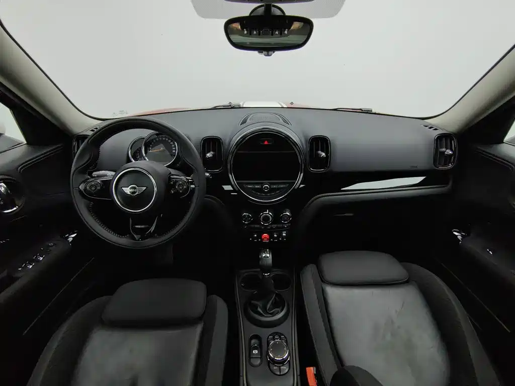 Фото 5 - MINI COUNTRYMAN
