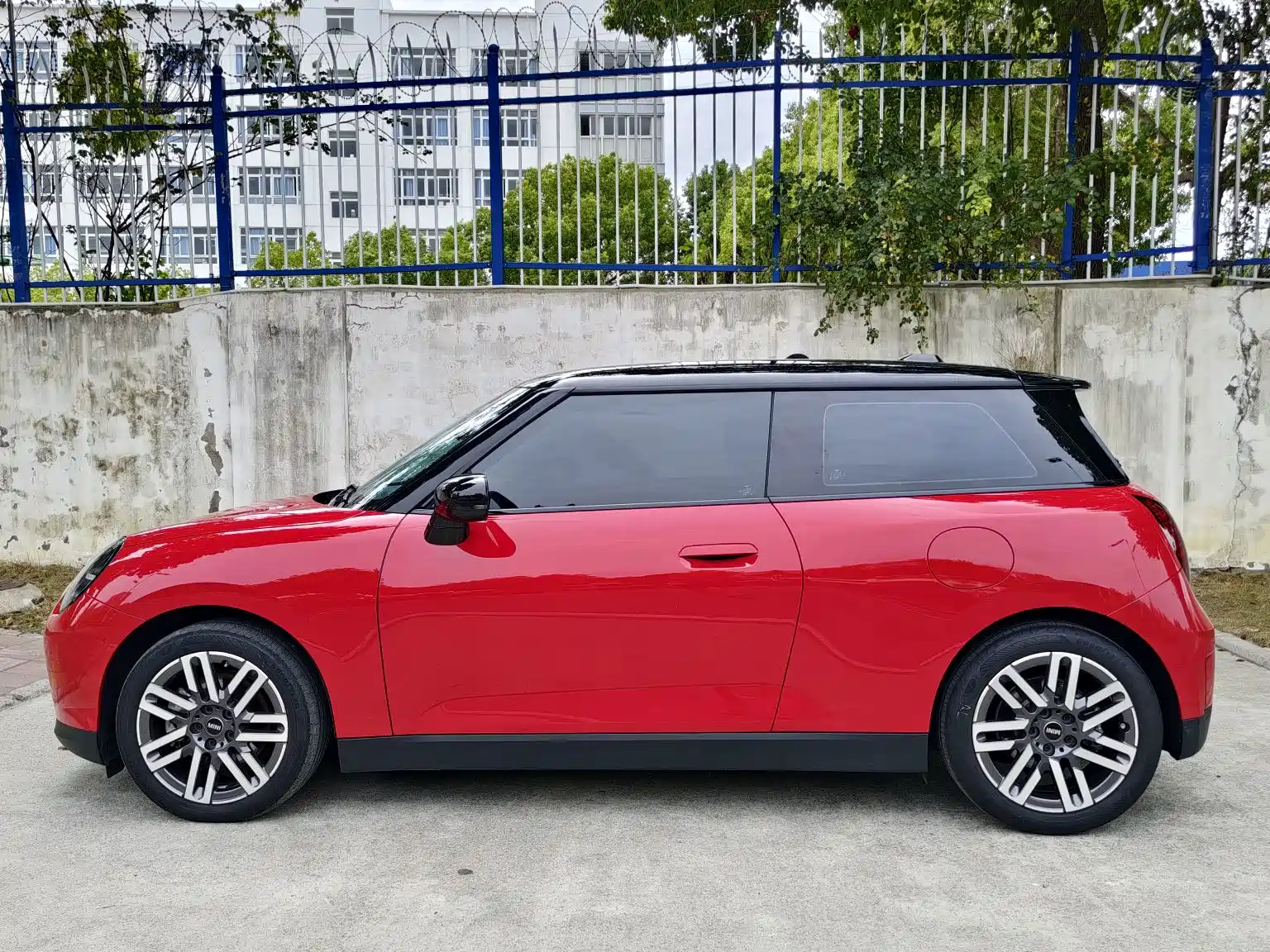 Фото 7 - MINI Electric MINI COOPER