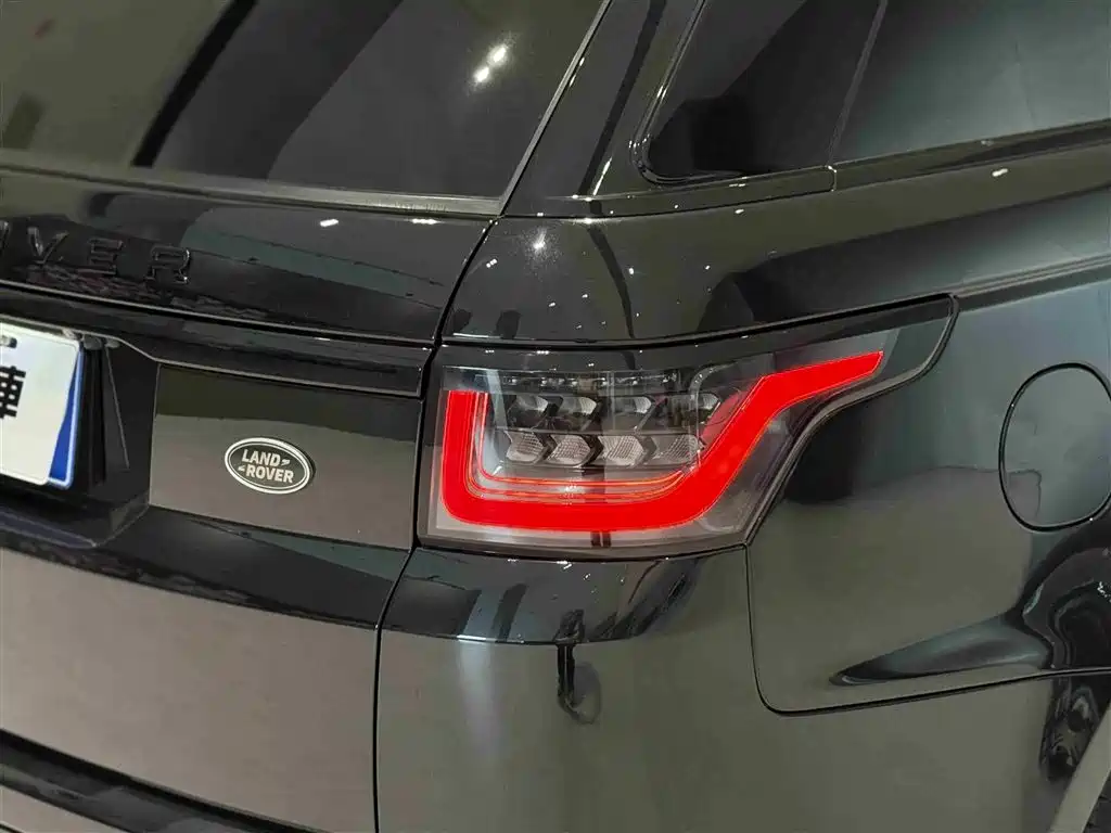 Land Rover Range Rover Sport 2020 3.0 L6 HSE DYNAMIC фото 8