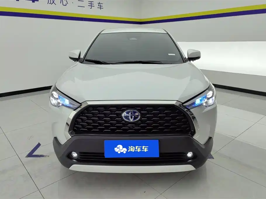 Toyota Corolla Cross 2023 Hybrid 2.0L Pioneer Edition фото 2