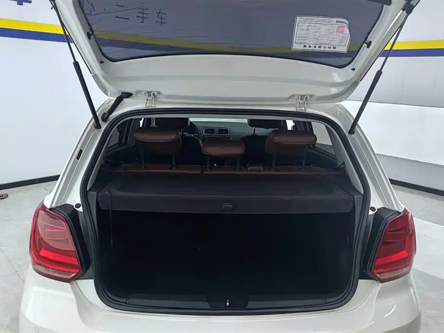 Volkswagen Polo 2018 1.5L Auto Comfort фото 4