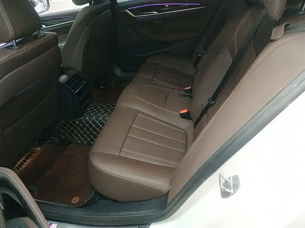 BMW 5 Series 2020 525Li M Sport Package фото 17