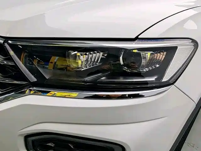 Volkswagen T-ROC 2021 Facelift 280TSI DSG 2WD Comfort Smart Connect Edition фото 12
