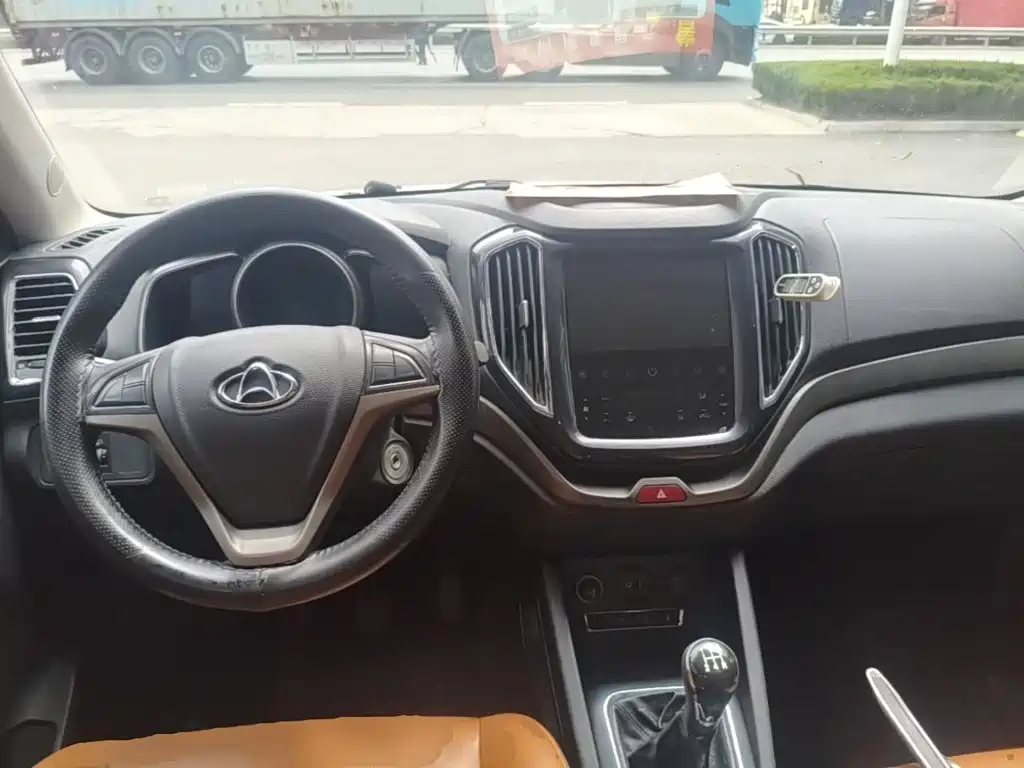 Changan Oshan Changan Oushang CX70 2016 2016 1.6L Manual Luxury