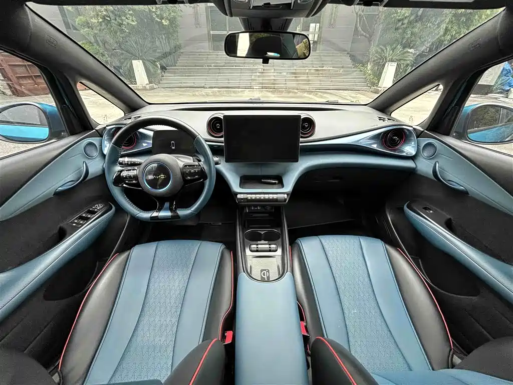 BYD Dolphin 2021 Model 405km Fashion Edition фото 15