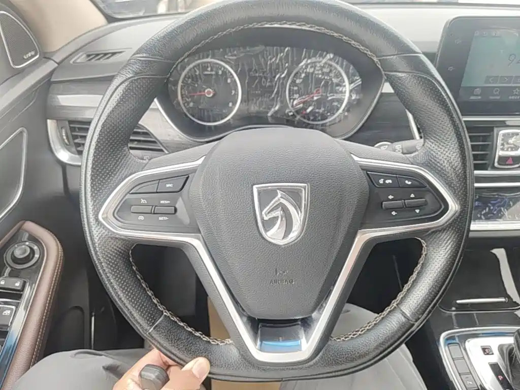 Baojun 560 2018 2017 1.5T DCT Premium Model