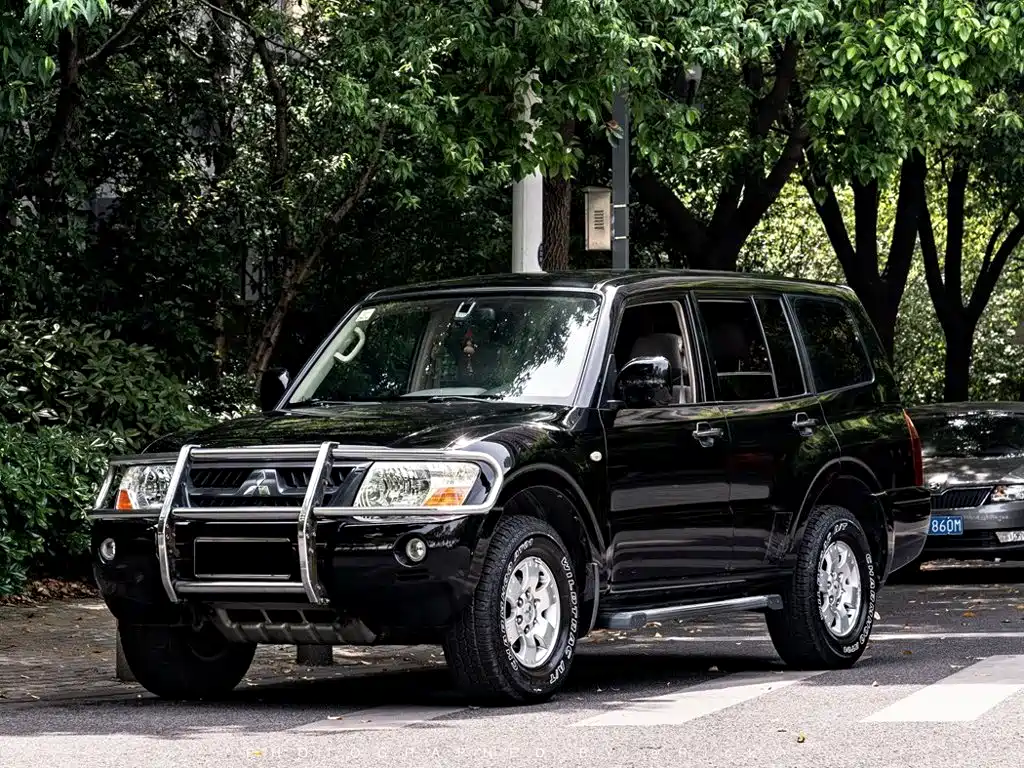 Mitsubishi Pajero 2007 2008 V73 3.0L MT GLS