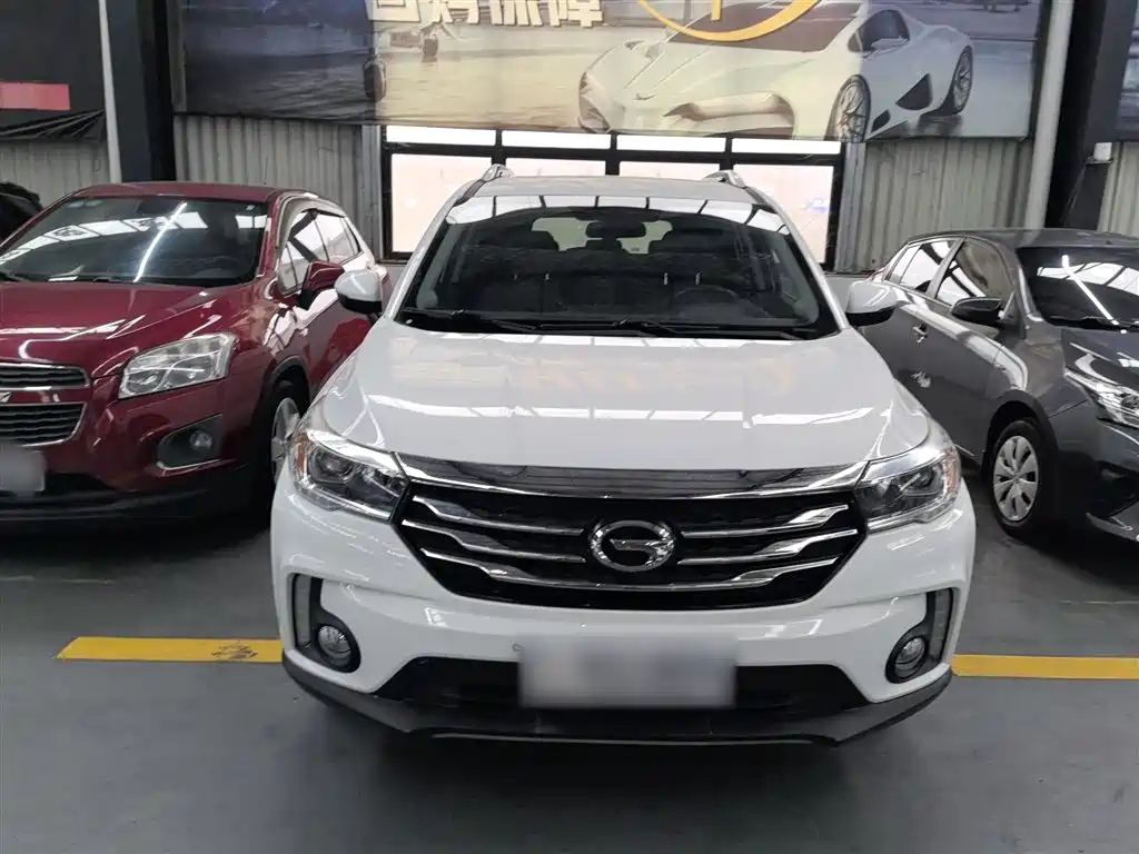 GAC Trumpchi Trumpchi GS4 2016 235T G-DCT Luxury Edition фото 3