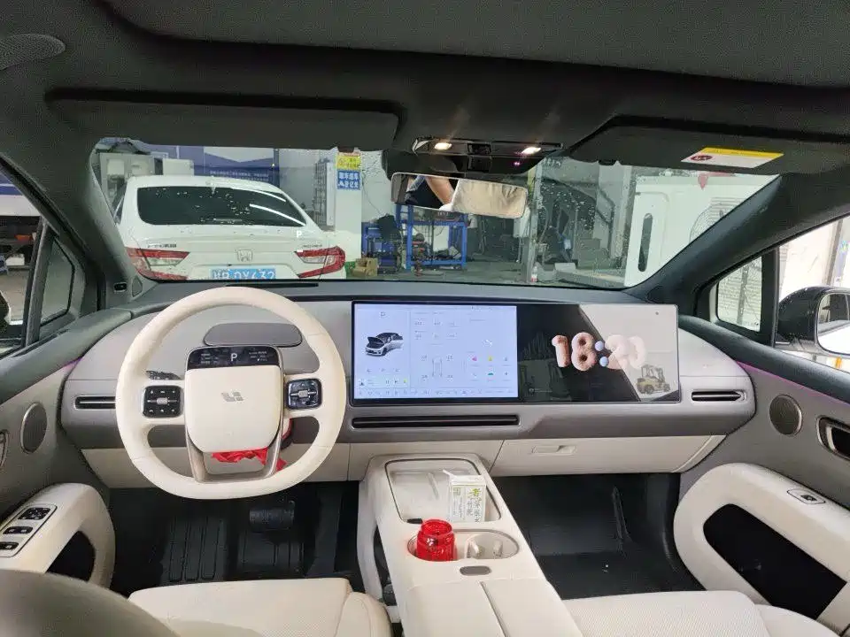 Li Auto Li Auto i6 2025 4WD Base Model 4