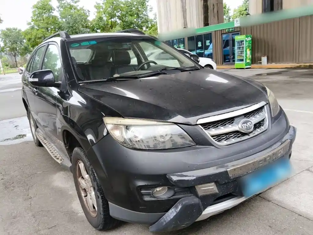 2015 BYD S6