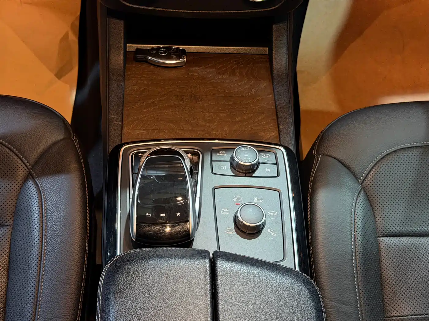 Mercedes-Benz GLS 2018 Facelift GLS 400 4MATIC Luxury фото 16