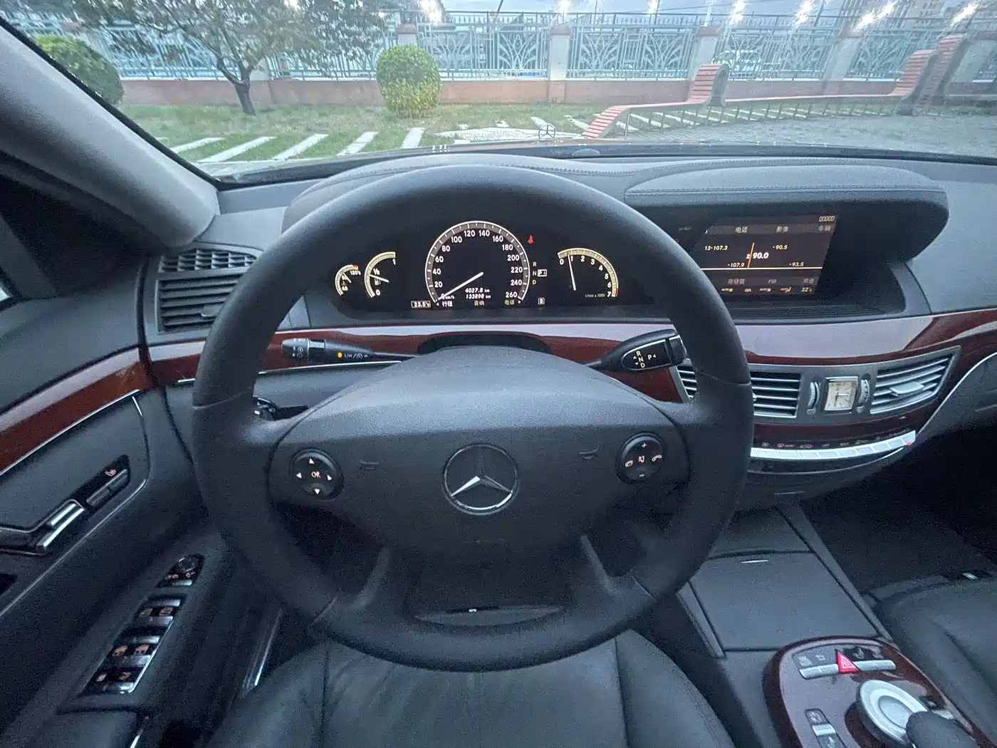 Mercedes-Benz S-Class 2006 Model S 300 фото 20