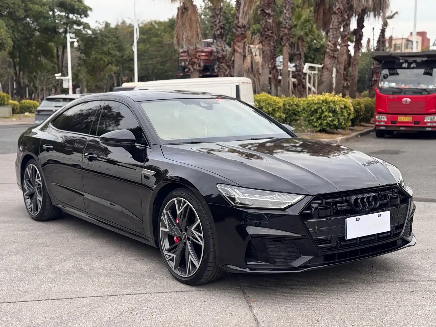 Audi A7L 2024 45 TFSI quattro S-line Black Warrior Edition фото 3
