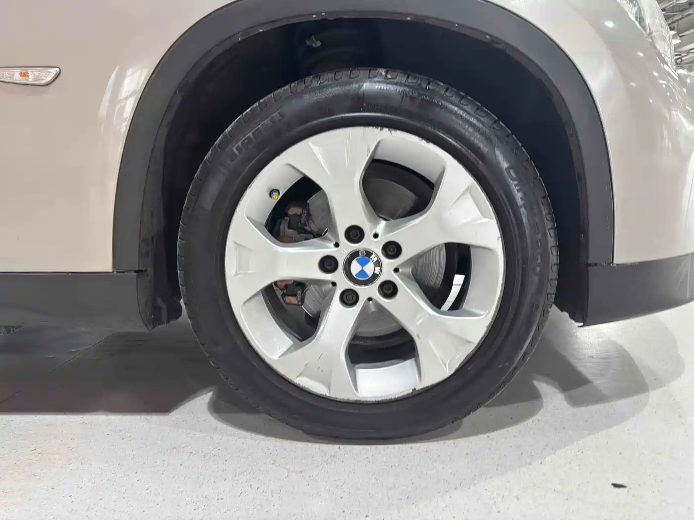 Фото 20 - BMW X1