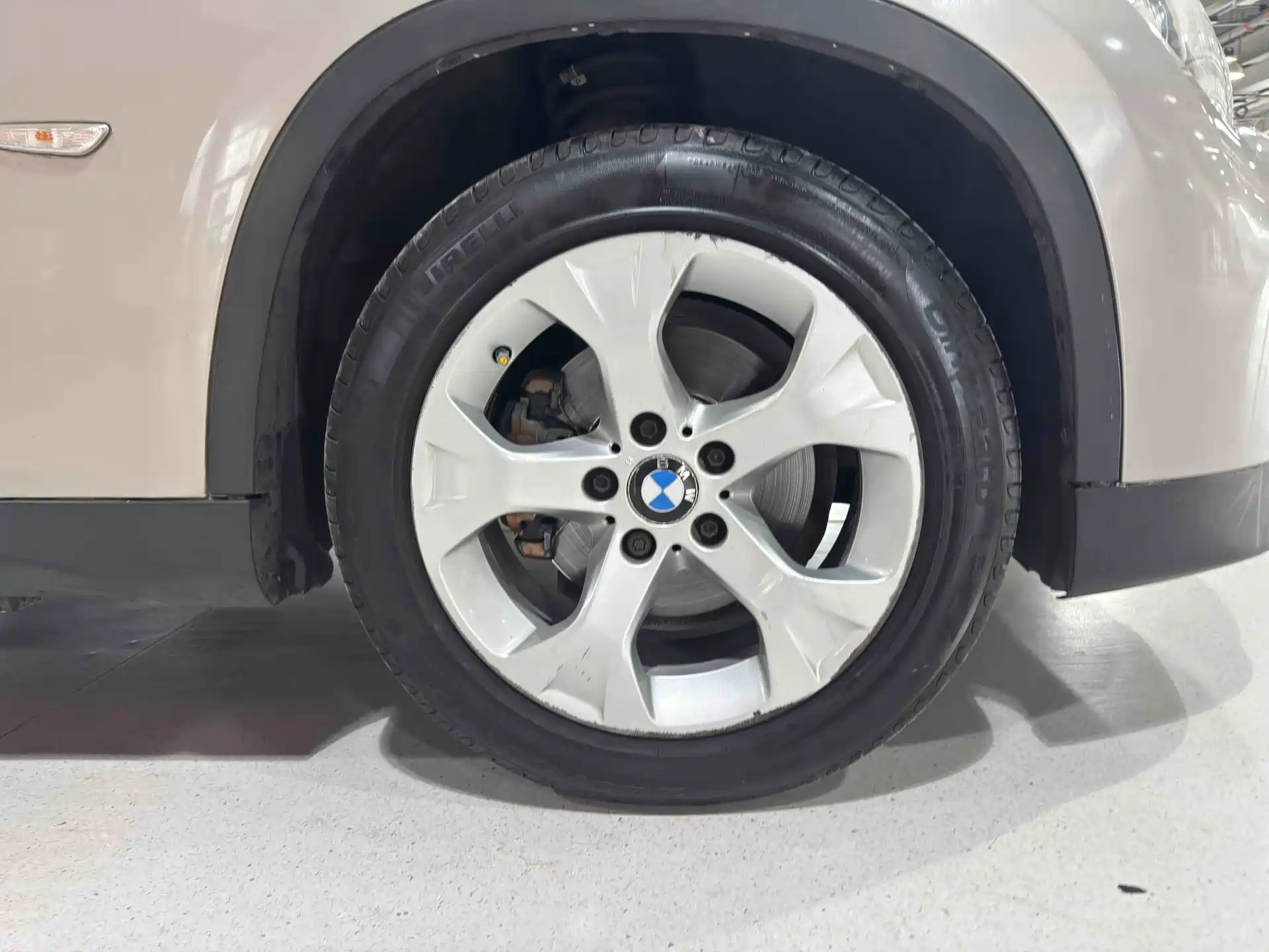 Фото 20 - BMW X1