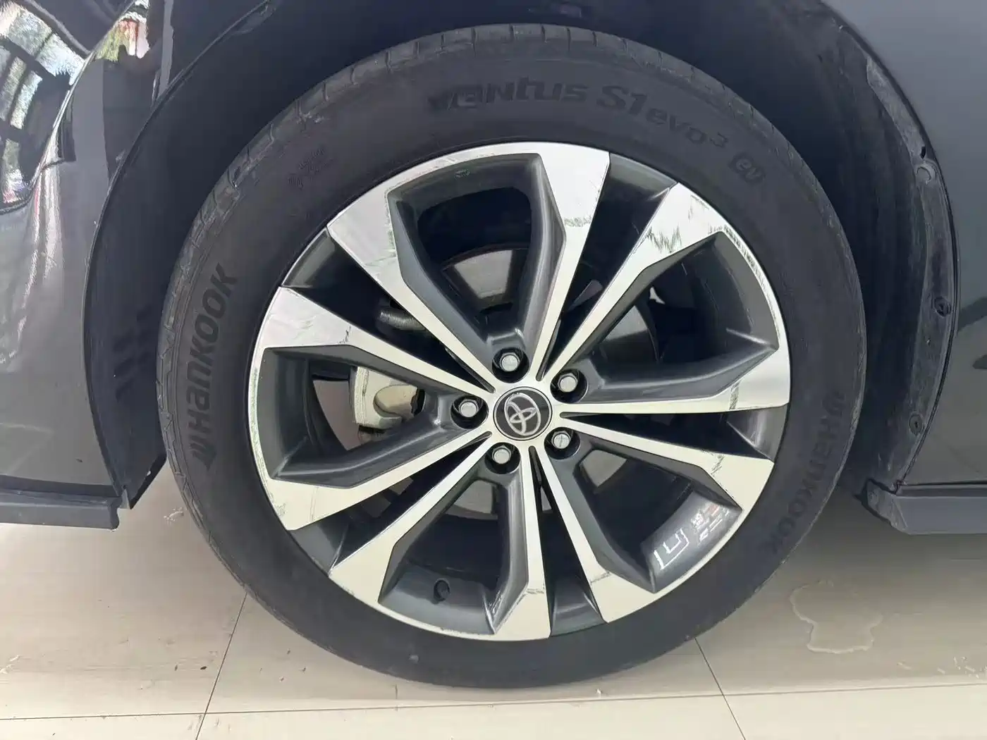 Toyota Granvia 2024 2024 2.5L Hybrid Premium PLUS
