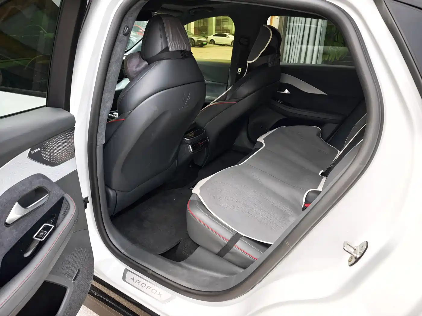 ARCFOX EXTREME FOX POLAR FOX ALPHA S