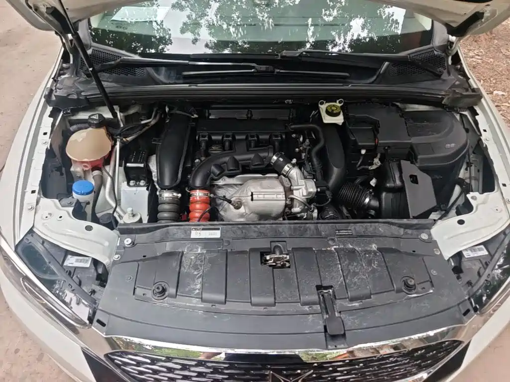 DS 5LS 2016 2015 1.6T Elegance THP160