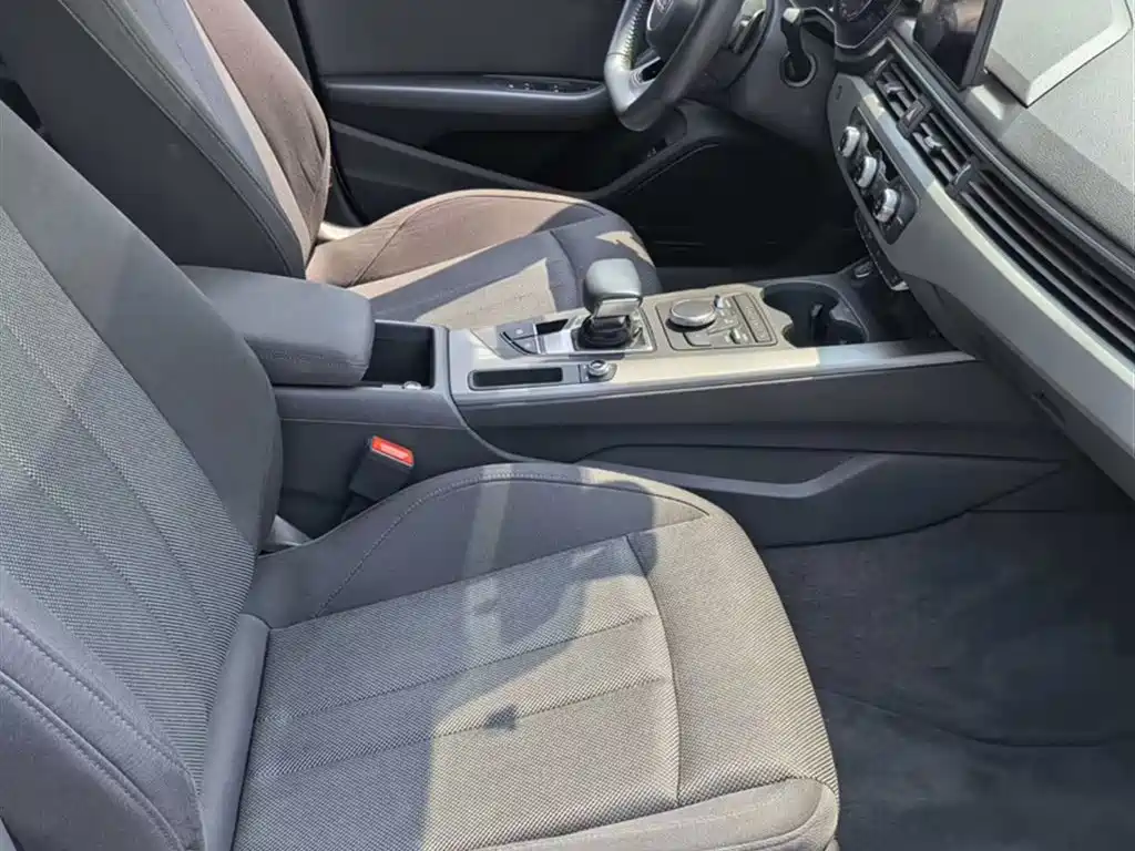 Audi A4L 2018 30th Anniversary 40 TFSI Progressive фото 16