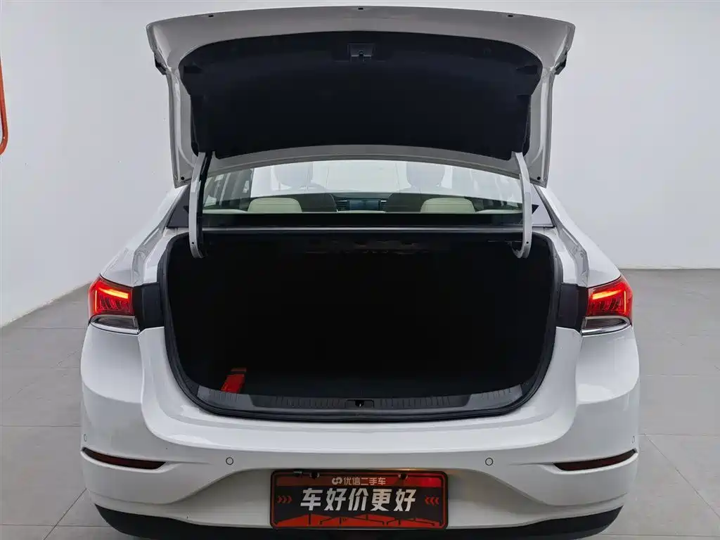Buick Excelle 2018 15T DCT Progressive (China V) фото 16