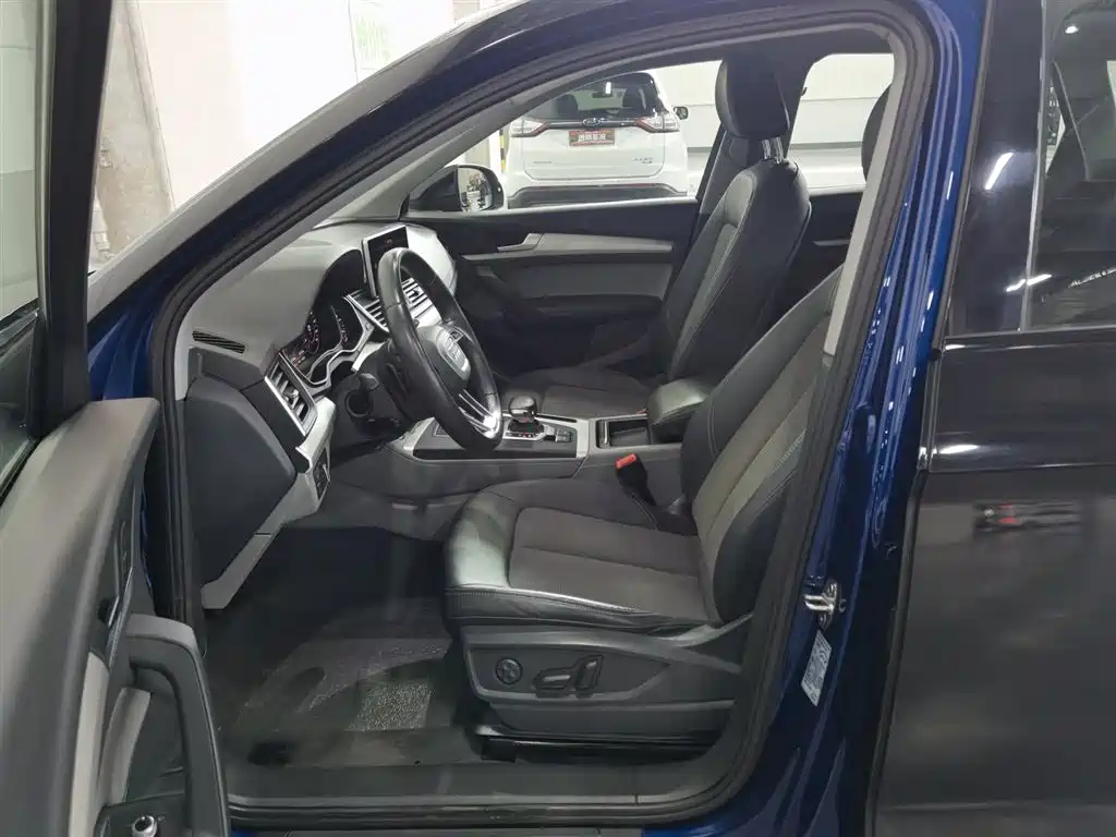 Audi Q5L 2018 40 TFSI Prestige Fashion (China V) фото 10