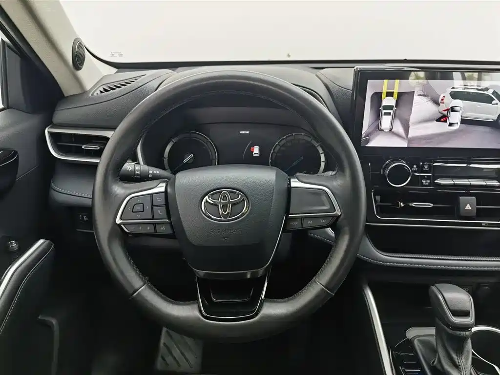 Toyota Highlander 2024 2.5L Smart Hybrid 4WD Elite 7-seater фото 11