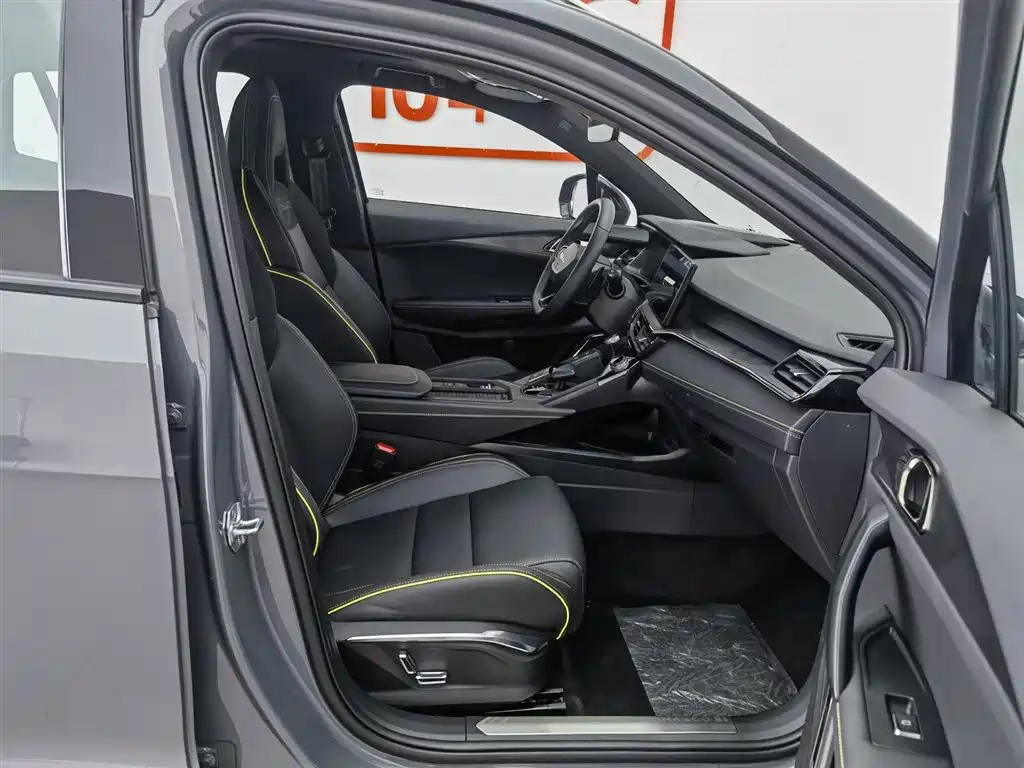 Lynk & Co 06 2023 Remix 1.5T Power Halo фото 23