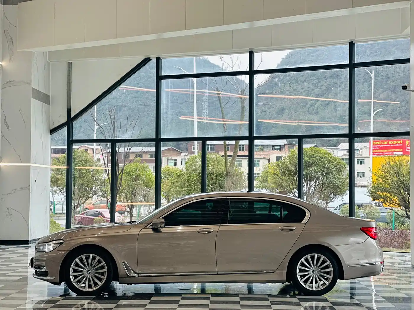 BMW 7 Series 2018 730Li Leading Type Excellence Package фото 3