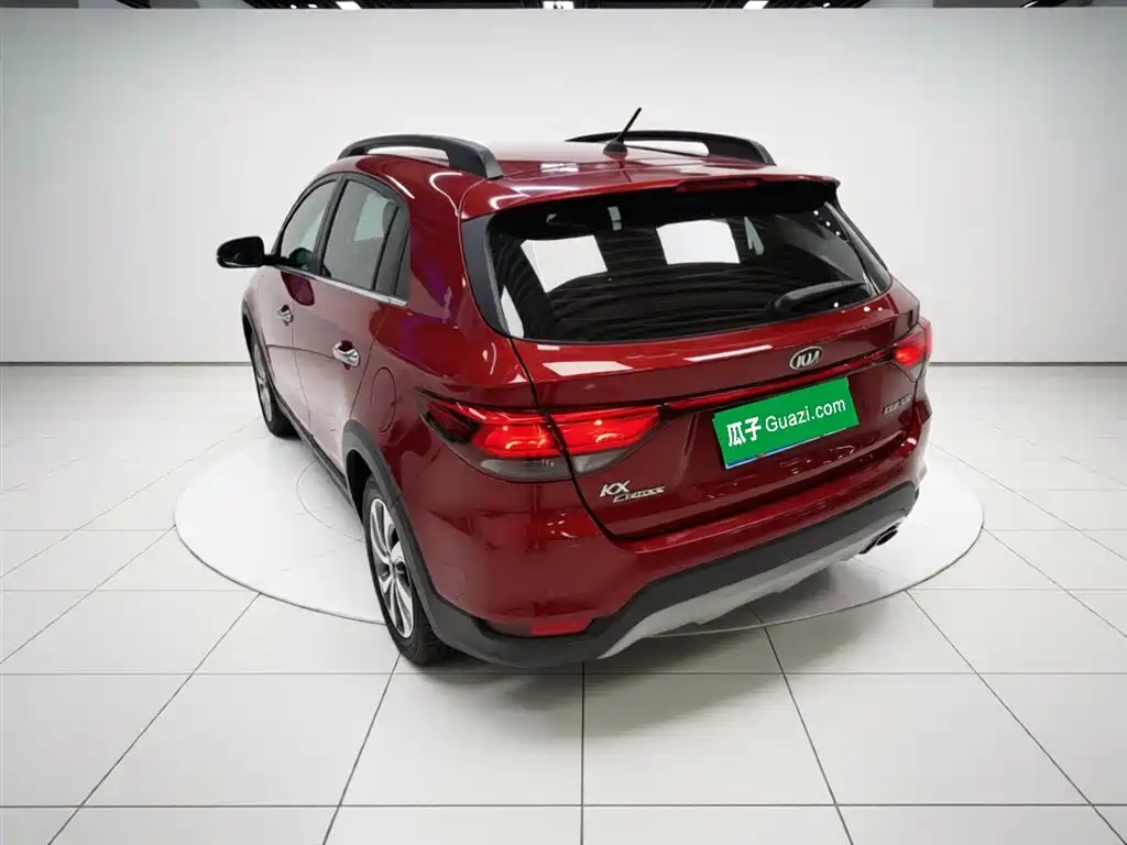 Kia KX CROSS 2017 1.4L AT GLS фото 5