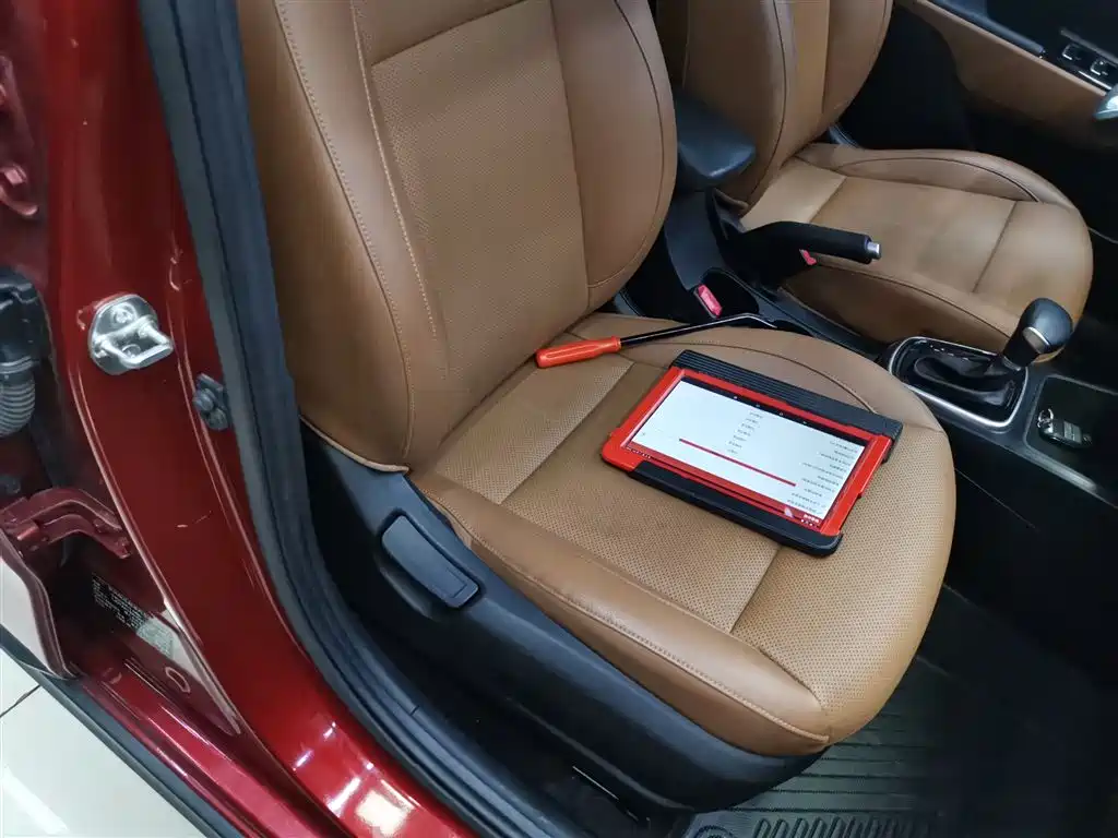 Kia KX CROSS 2017 1.4L AT GLS фото 25