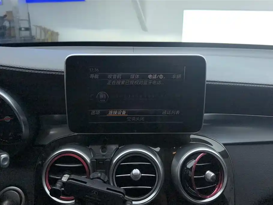 Mercedes-Benz GLC 2018 GLC 260 4MATIC Dynamic фото 13