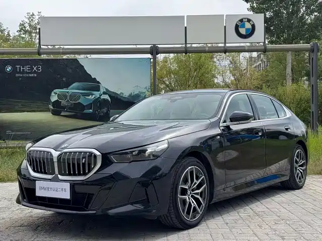 BMW i5 eDrive 40L, M Спорт-пакет