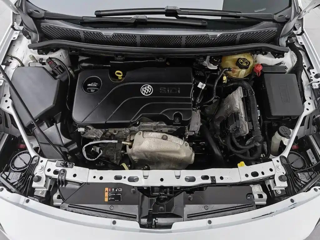 Photo 6 - Buick Verano