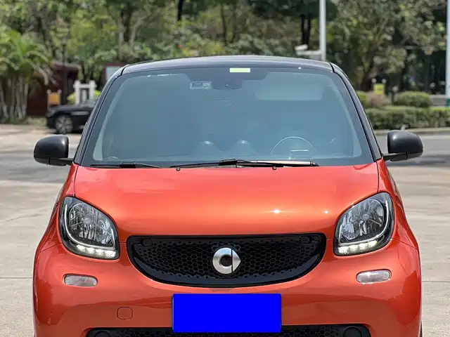 smart fortwo 2019 0.9T 66kW Hardtop Dynamic Edition China VI — фото 2