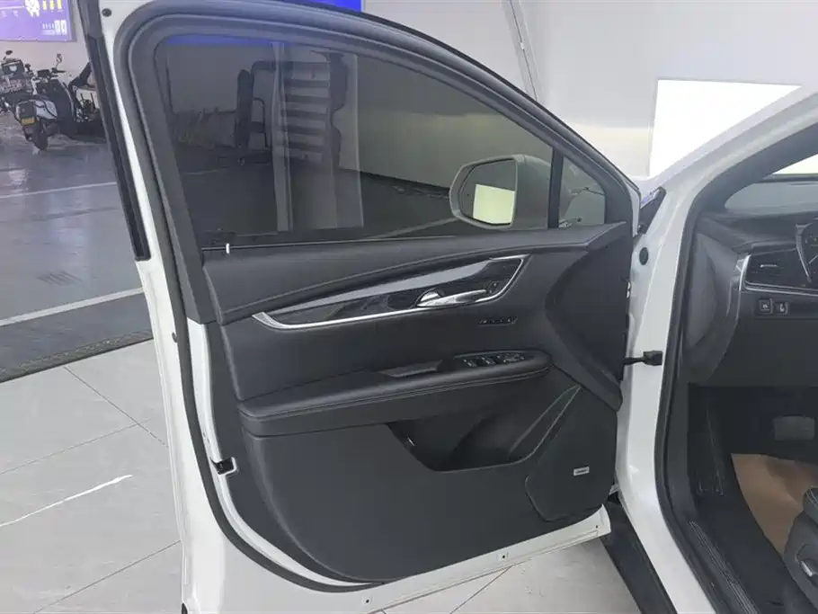 Cadillac XT5 2021 2.0T 4WD Luxury Edition фото 7