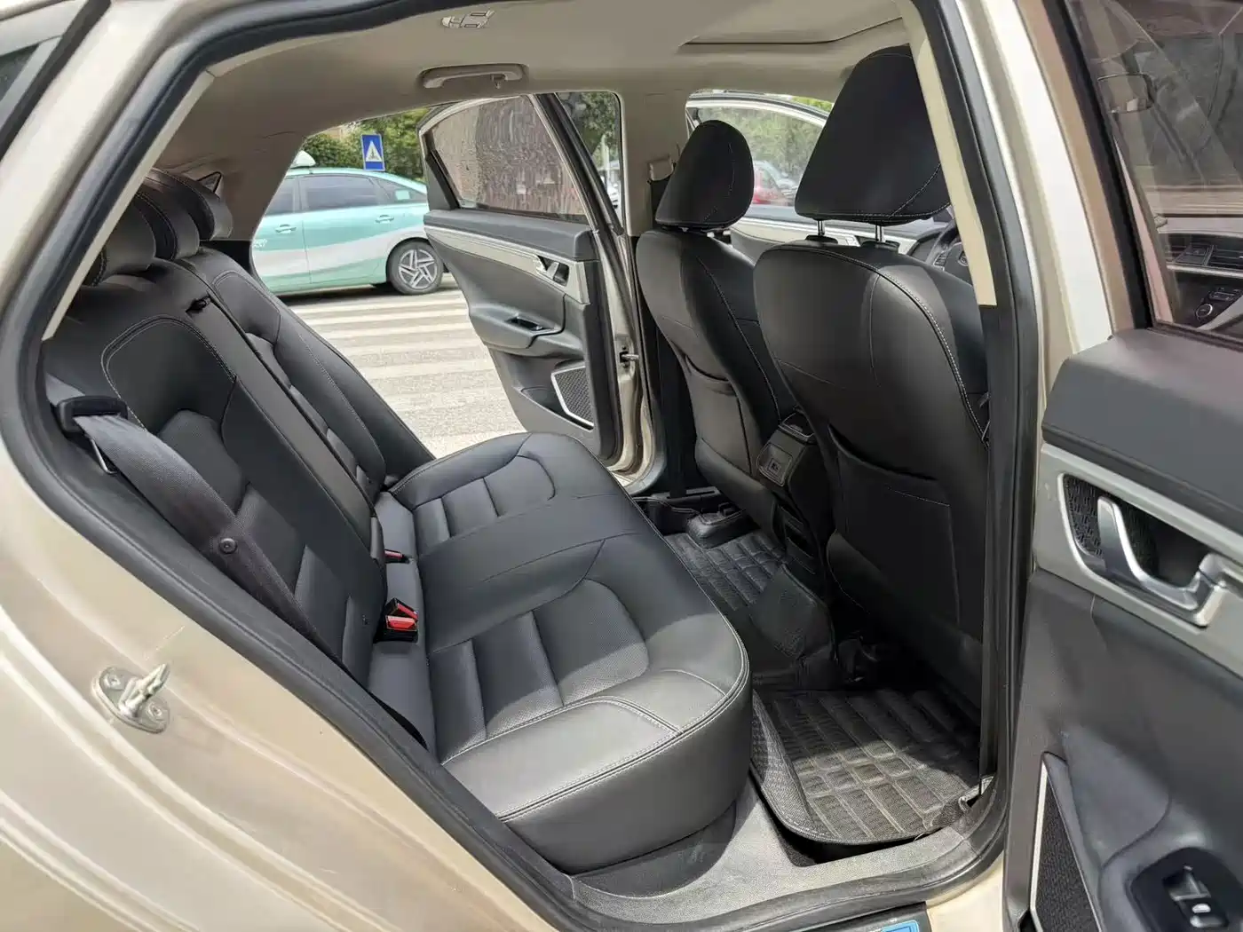 Geely Emgrand GL 2017 2017 1.8L DCT Elite