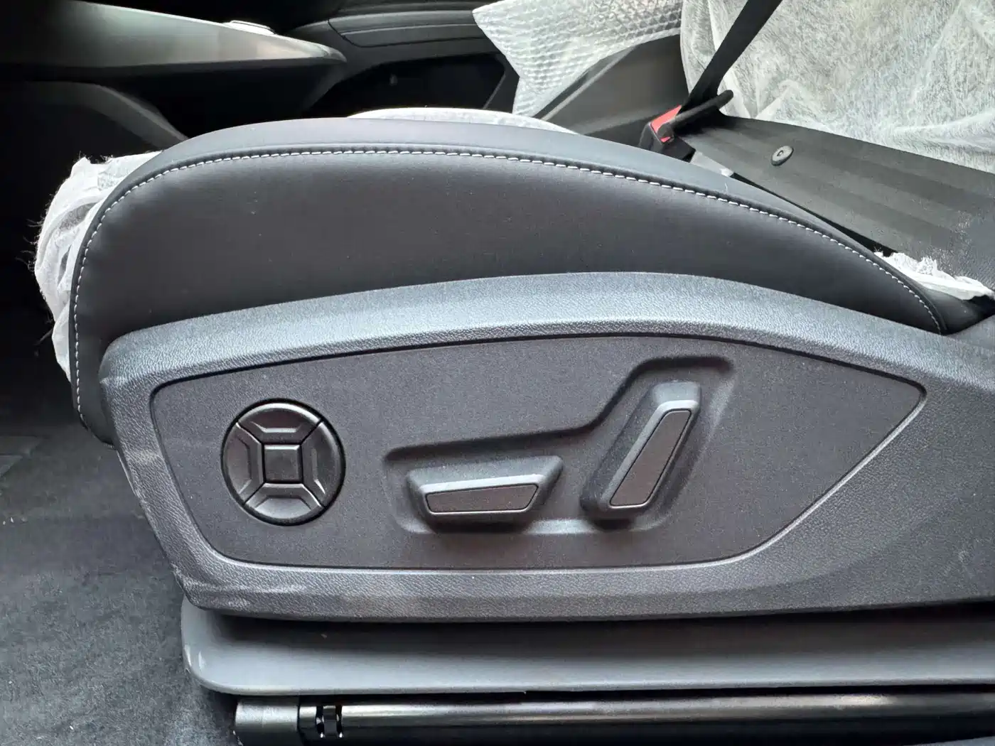 Audi Q4 e-tron 2026 2024 40 e-tron Pioneer Edition