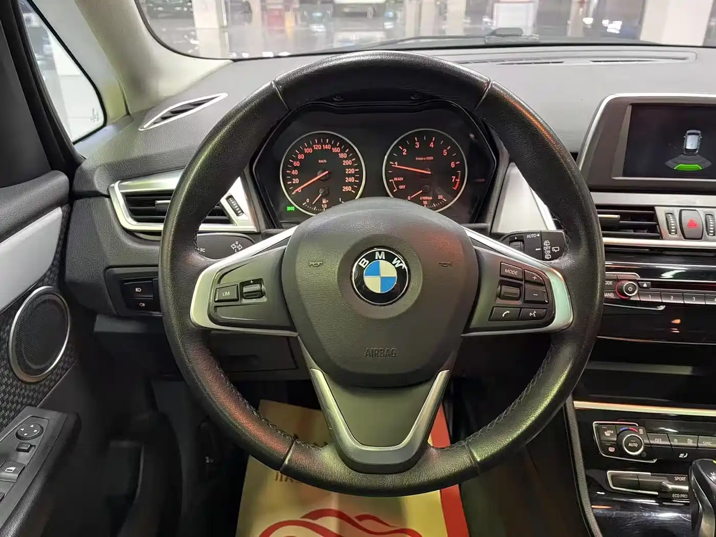 BMW 2 Series Touring 2018 218i Luxury Line фото 8