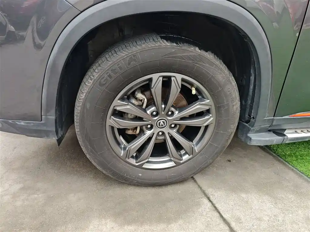 Фото 23 - Changan CS75 PLUS