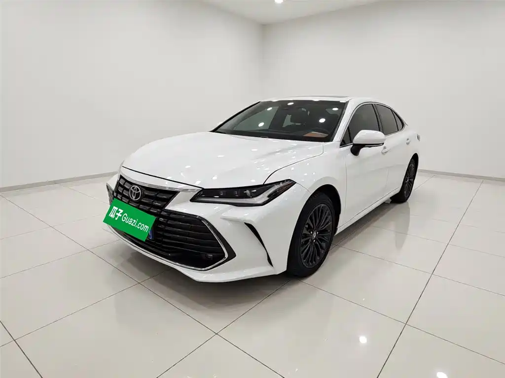 Toyota Avalon 2022 2.0L XLE Premium