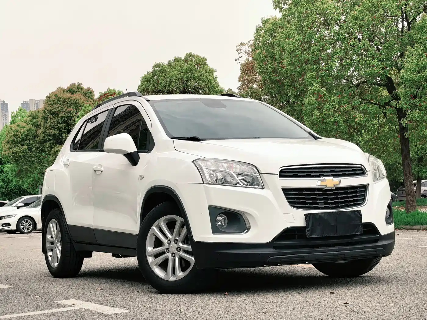 Chevrolet Trax 2016 1.4T Automatic 2WD Comfort Sunroof Edition фото 3