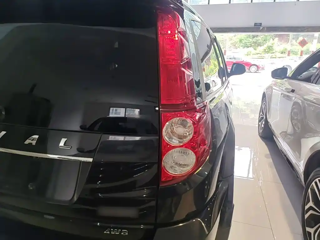 Haval H5 Classic 2019 2018 Classic 2.0T Diesel Manual 4WD Premium