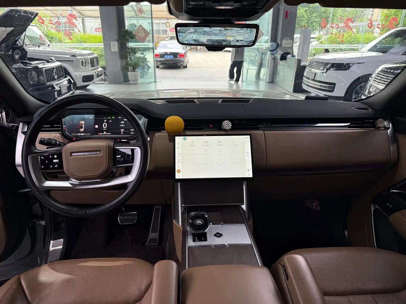 Land Rover Range Rover 2024 2024 3.0 L6 400PS Golden Age Extended 7-Seater